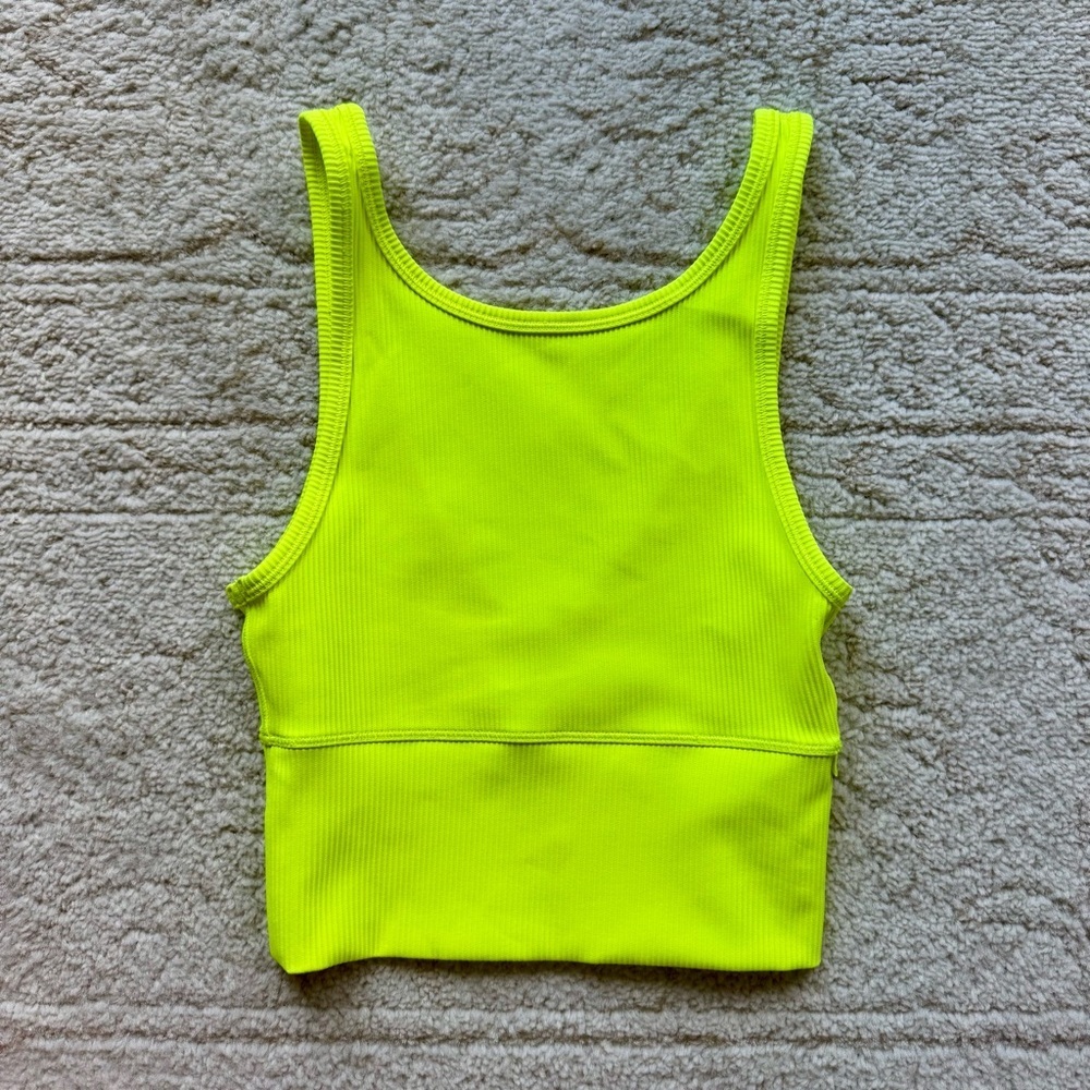 Lululemon Power Pivot Ribbed Tank Top
Electric Lemon - Picture 2 of 5